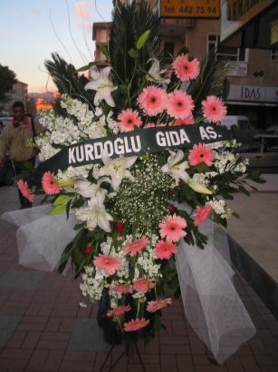 kazablanka,gerbera,sebboy ferforje  Ankara Hisar Mahallesi online �i�ek�i 