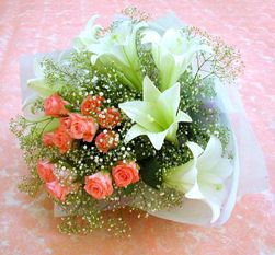  Ankara Emrah Mahallesi �i�ek g�nderme  lilyum ve 7 adet g�l buket