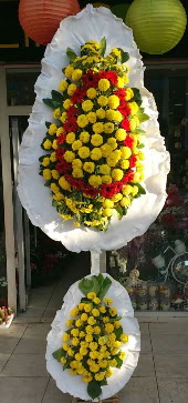 �ift katl� d���n a��l�� �i�ek modeli  Ankara Ufuktepe Mahallesi yurti�i �i�ek sipari�i 