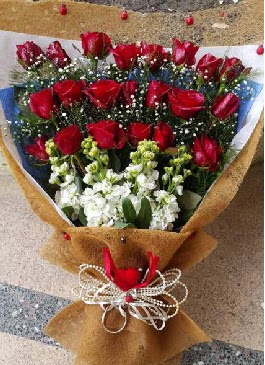 Ni�an s�z k�z isteme buketi �i�e�i  Ankara P�narba�� Mahallesi sevgilime hediye �i�ek 